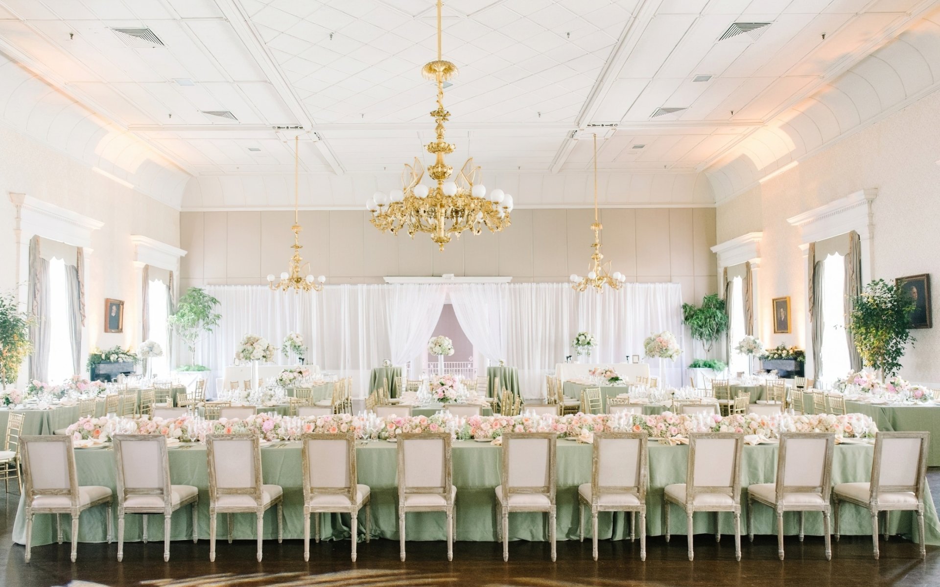 Wedding banquet with pink and green decor