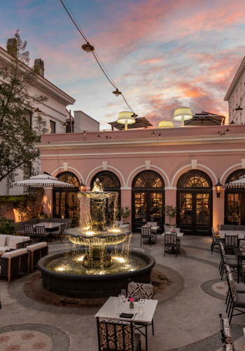 Iron Rose Bar & Restaurant 2