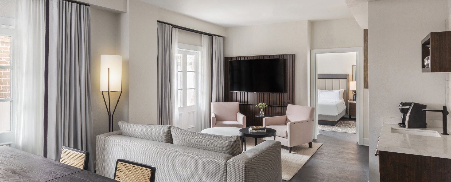 Jasmine Suite 1